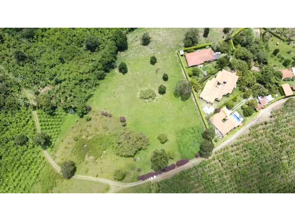 VENTA DE LOTE VIA ARMENIA- MONTENEGRO