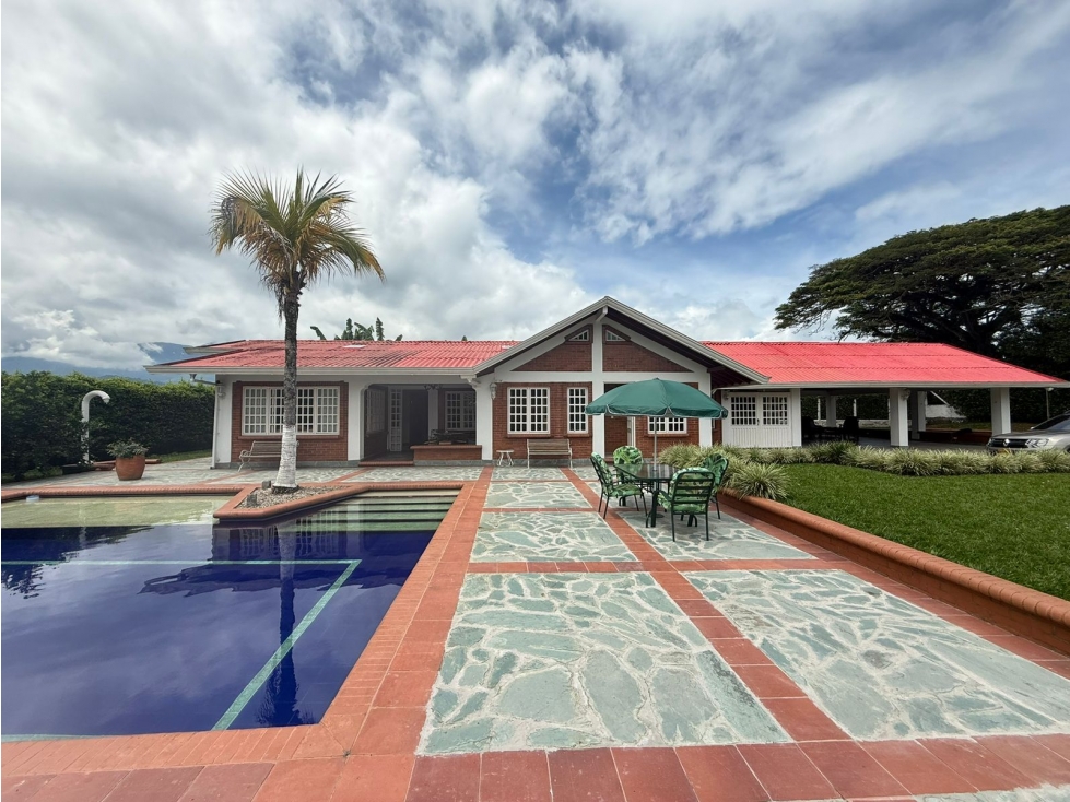 RENTA EXCLUSIVA CASA CAMPESTRE AMOBLADA O SIN AMOBLAR - 1