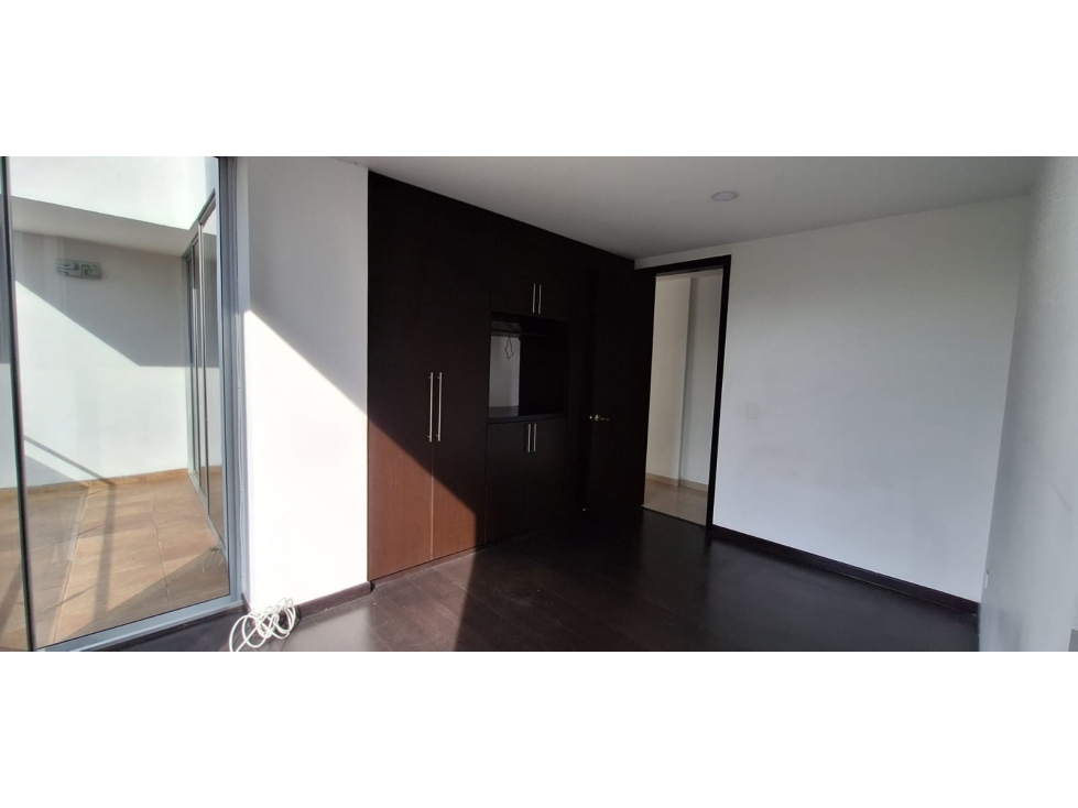 VENDO APARTAMENTO, AV. 19 NORTE DE LA CIUDAD — foto 6