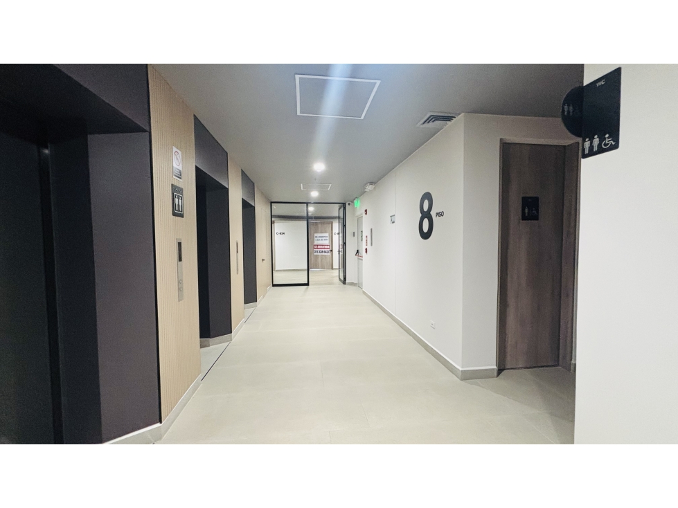 ARRIENDO CONSULTORIO MEDICO, SECTOR AV. CENTENARIO — foto 6
