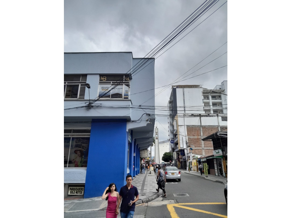 VENDO SEGUNDO PISO COMERICAL COMPLETO — foto 2