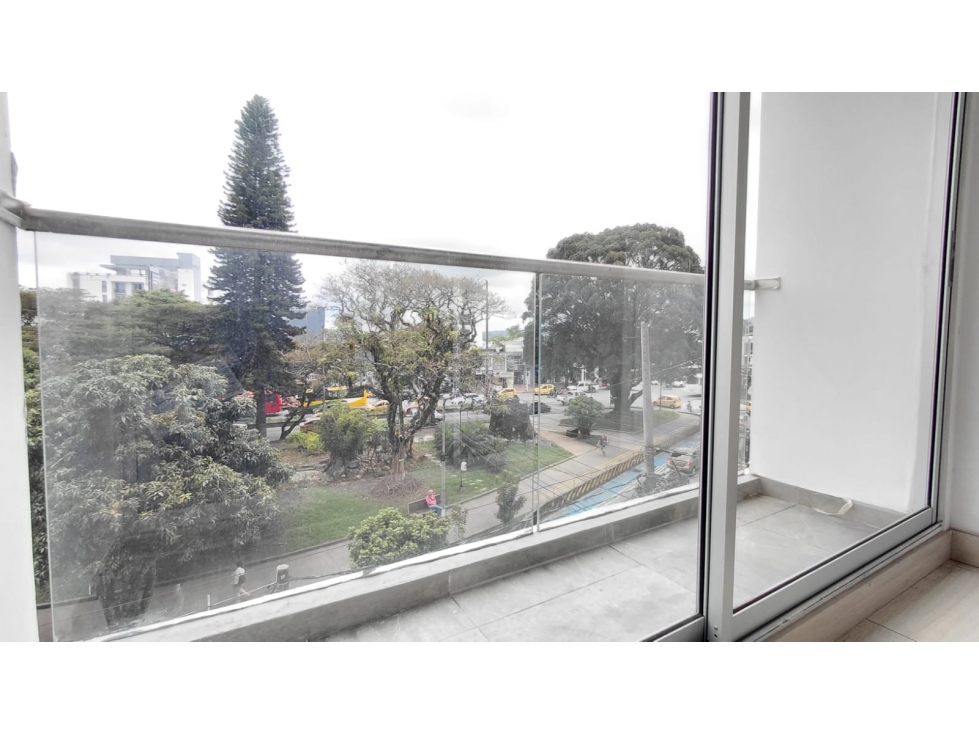 VENDO APARTAMENTO TORRE FUNDADORES ARMENIA - 2