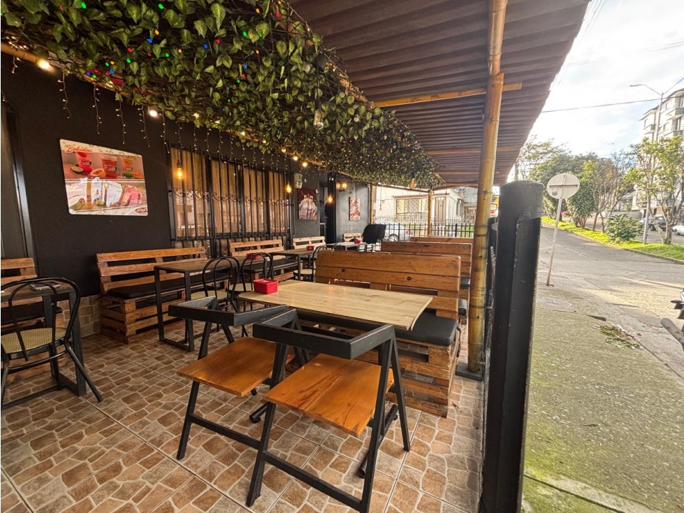 VENDO CASA COMERCIAL SECTOR LAS AMERICAS AL OCCIDENTE DE LA CIUDAD — foto 5