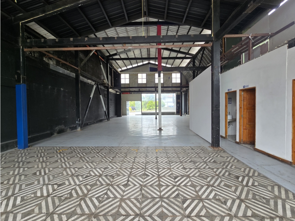 ARRIENDO LOCAL COMERCIAL ARMENIA VIA PEREIRA - 1