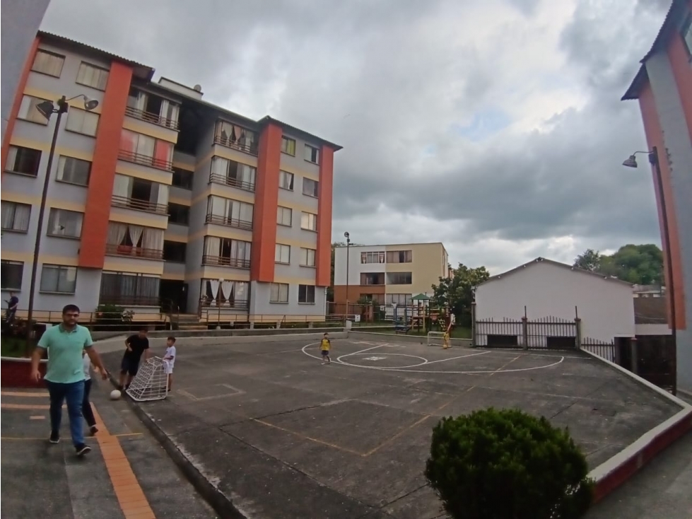 APARTAMENTO EN VENTA SECTOR YULIMA — foto 2