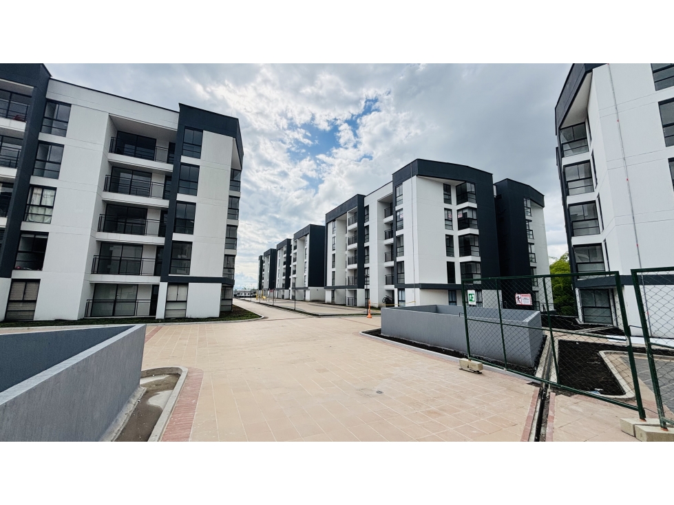 VENDO APARTAMENTO, AL SUR DE LA CIUDAD — foto 2