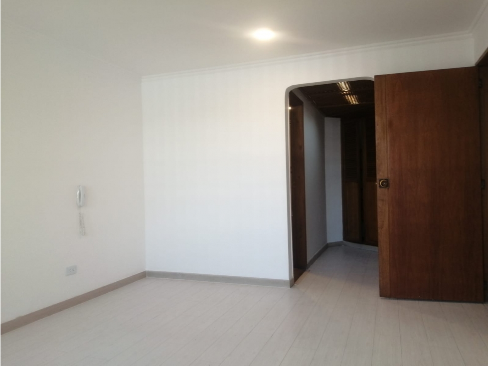 APARTAMENTO PARA VENTA AL NORTE DE LA CIUDAD — foto 3