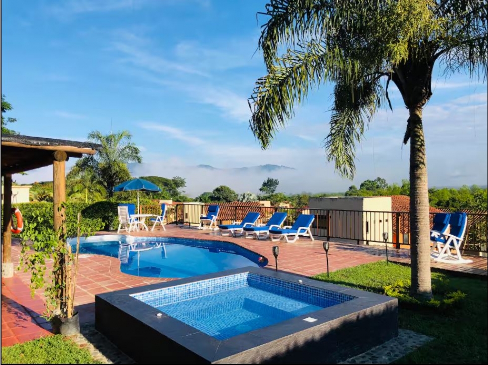 VENDO CASA TURISTICA PANACA - AMOBLADA