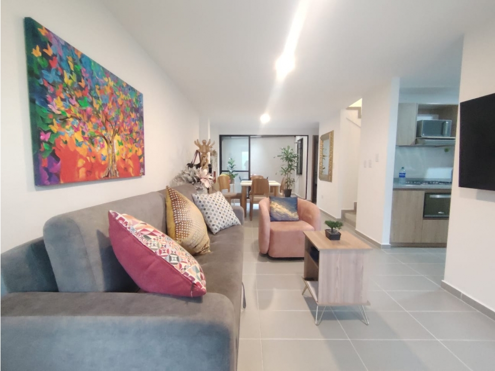 VENDO CASA EN CONJUNTO CERRADO AMURAY 3 HABITACIONES