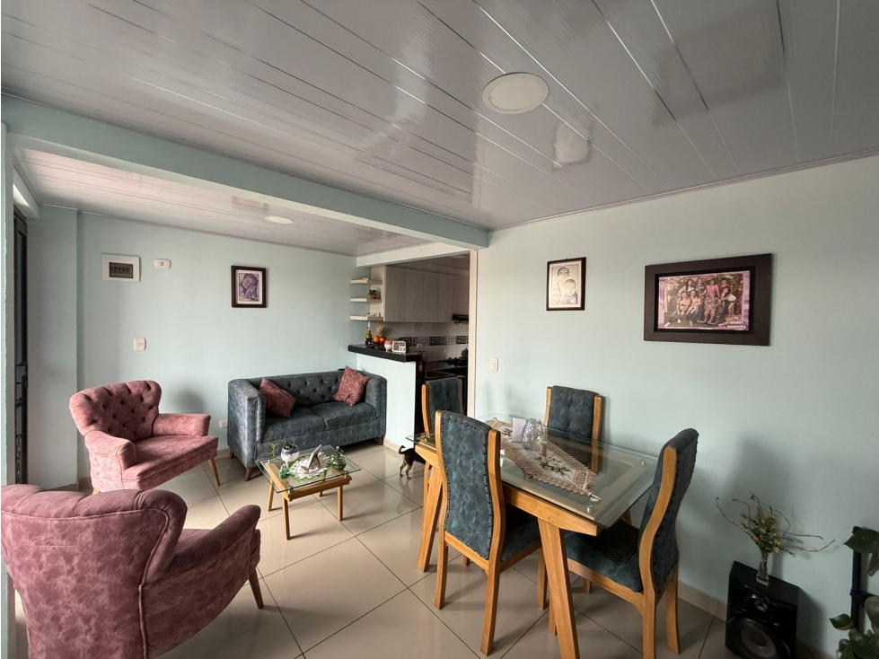VENTA CASA BIFAMILIAR CIUDAD DORADA — foto 2
