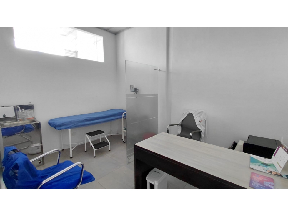 VENDO LOCAL COMERCIAL RENTANDO SENIORS MALL . ARMENIA — foto 4