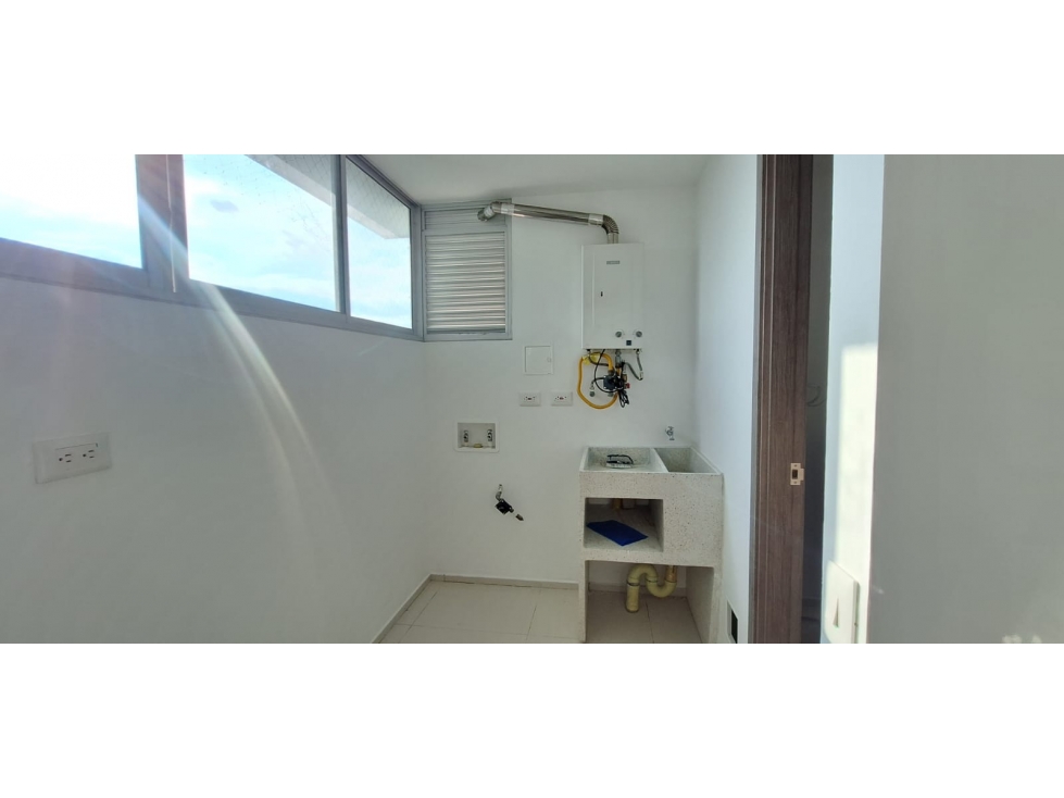 APARTAMANETO EN RENTA, SECTOR LA CASTELLANA - 4