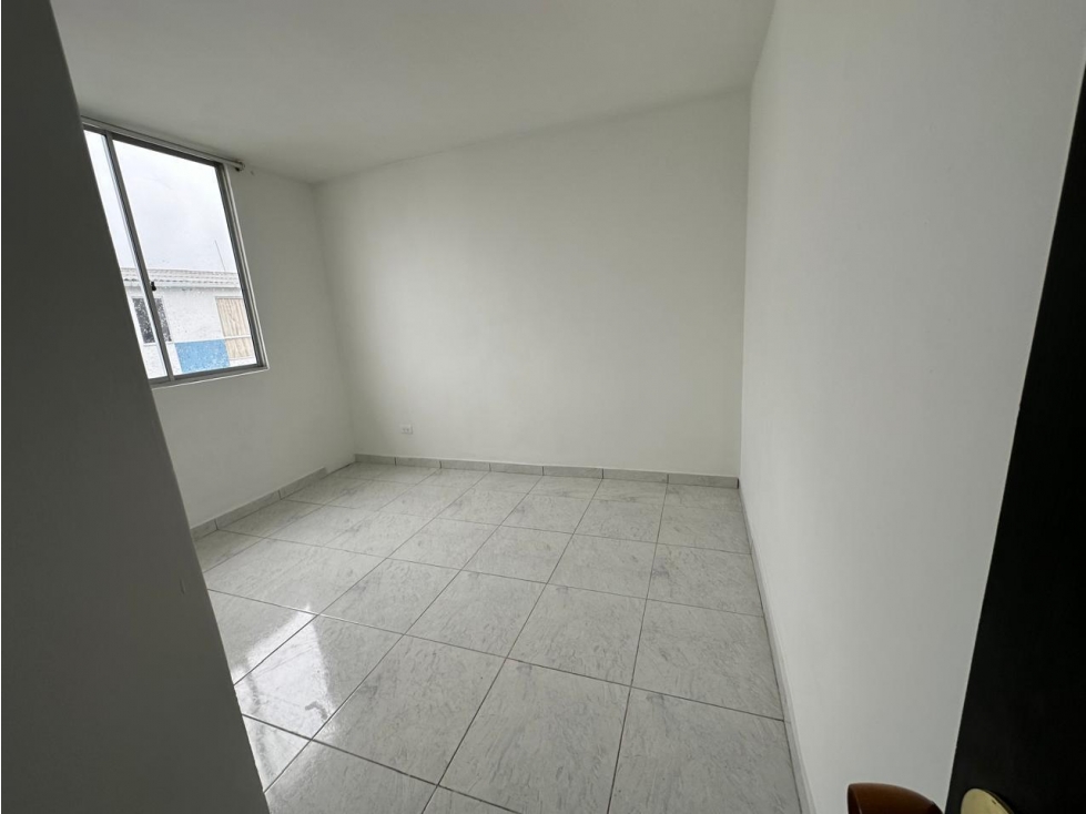 VENDO APARTAMENTO, SECTOR CHILACO. SUR DE LA CIUDAD — foto 2