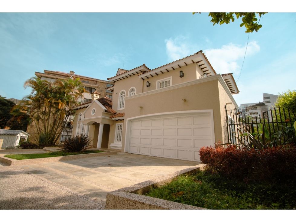 CASA EN VENTA , SECTOR LA CASTELLANA, NORTE DE LA CIUDAD — foto 2
