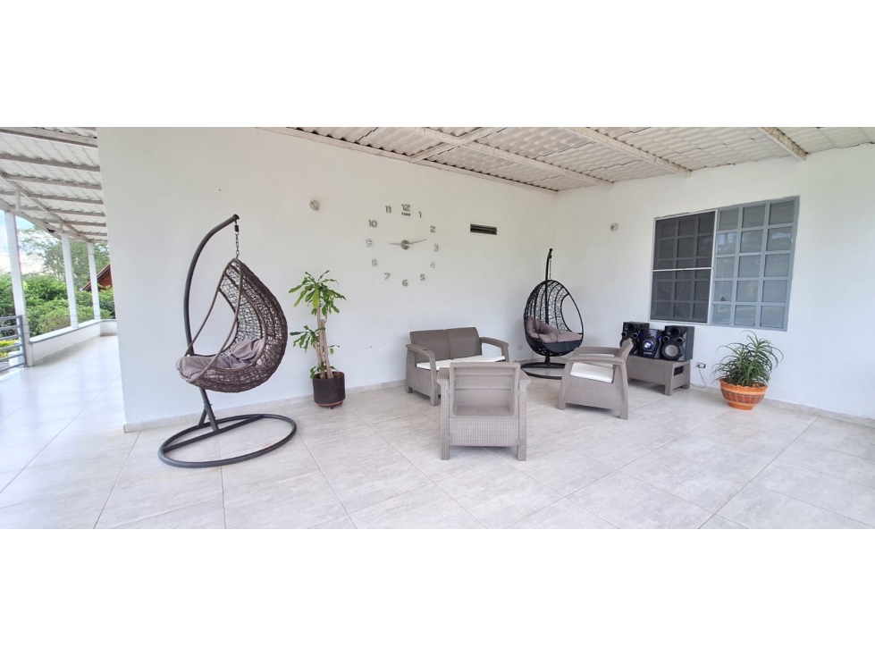 CASA CAMPESTRE EN RENTA, SECTOR LA Y CALARCA - 4
