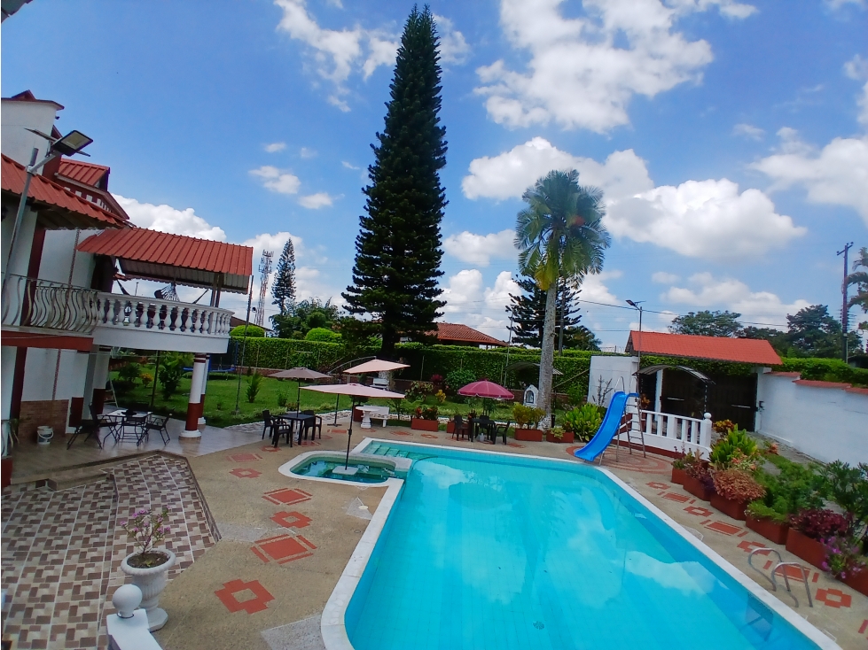 Arriendo Casa Campestre Amoblada, vía aeropuerto Armenia - 3