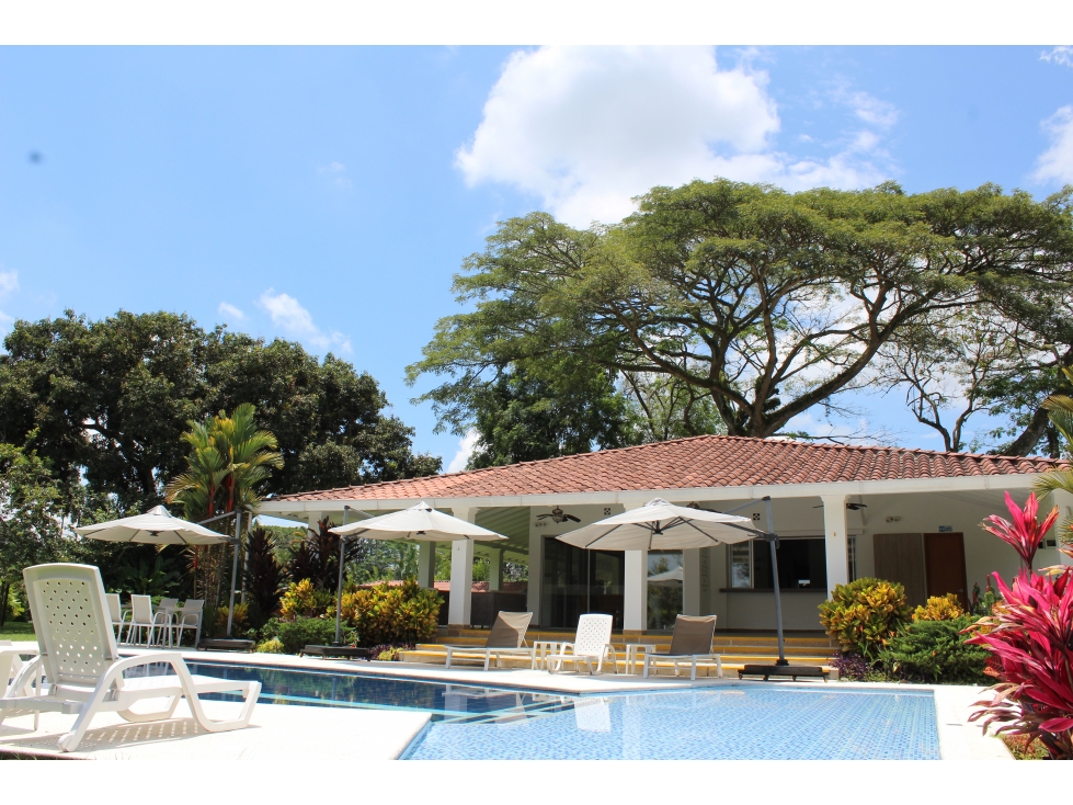CASA CAMPESTRE EB VENTA POR EL CLUB CAMPESTRE 11 HABITACIONES — foto 5