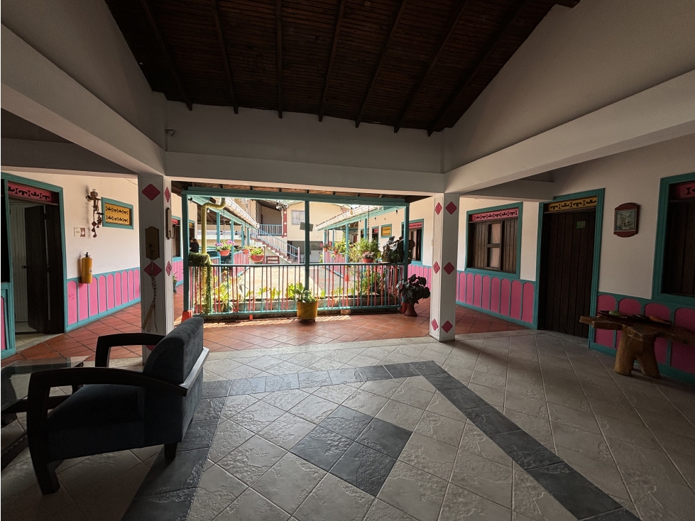 RENTO FINCA HOTEL - AMOBLADO. SECTOR MONTENEGRO A CIRSIA - 6