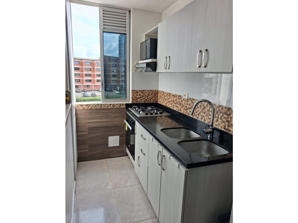VENDO APARTAMENTO AL NORTE DE LA CIUDAD, SECTOR ORO NEGRO — foto 4