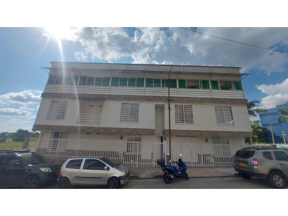 VENDO CASA MULTIFAMILIAR EN CALARCA - 1
