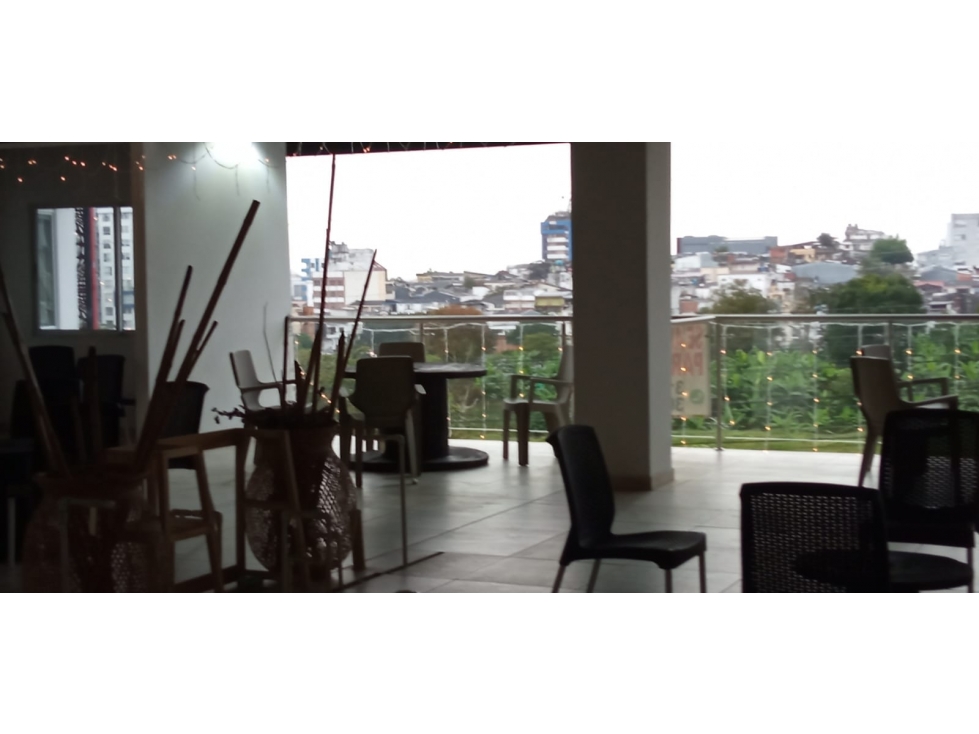 LOCAL EN RENTA EN MALL CENTENARIO AL NORTE — foto 4