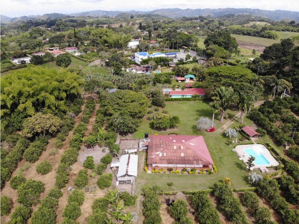 VENDO FINCA APTA PARA DESAROLLO URBANISTICO...VIA VALLE — foto 5