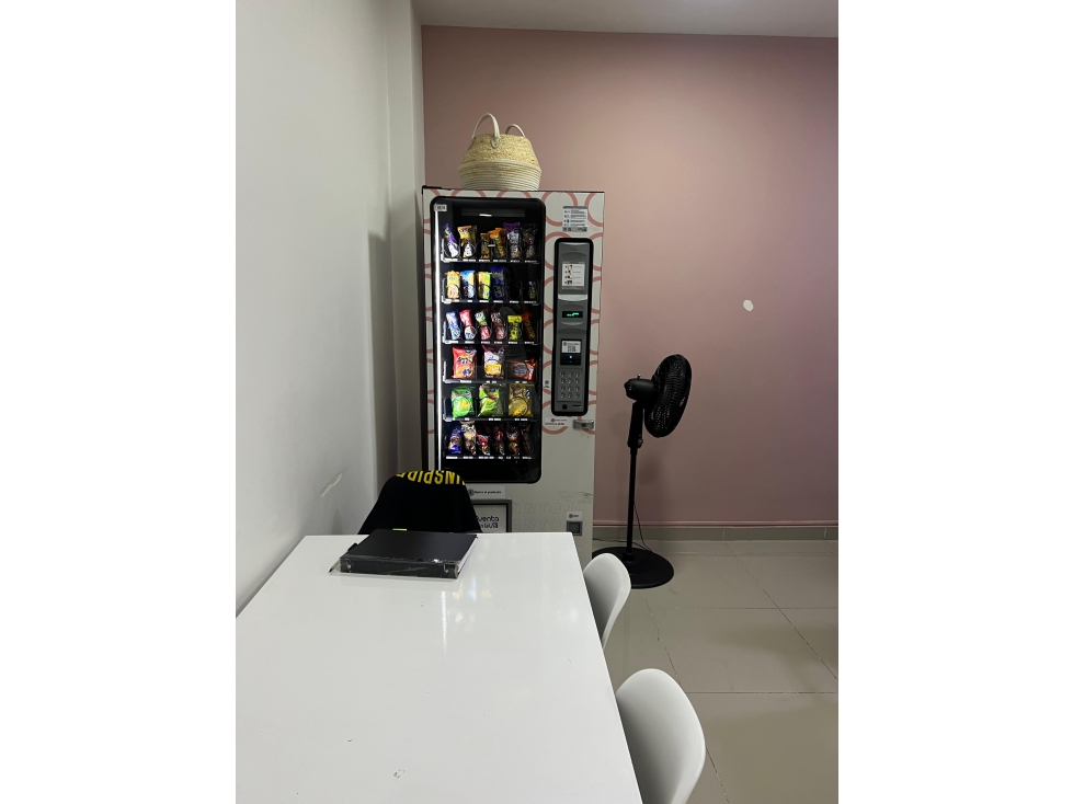 VENDO CASA COMERCIAL, SECTOR DOS QUEBRADAS, PEREIRA — foto 3