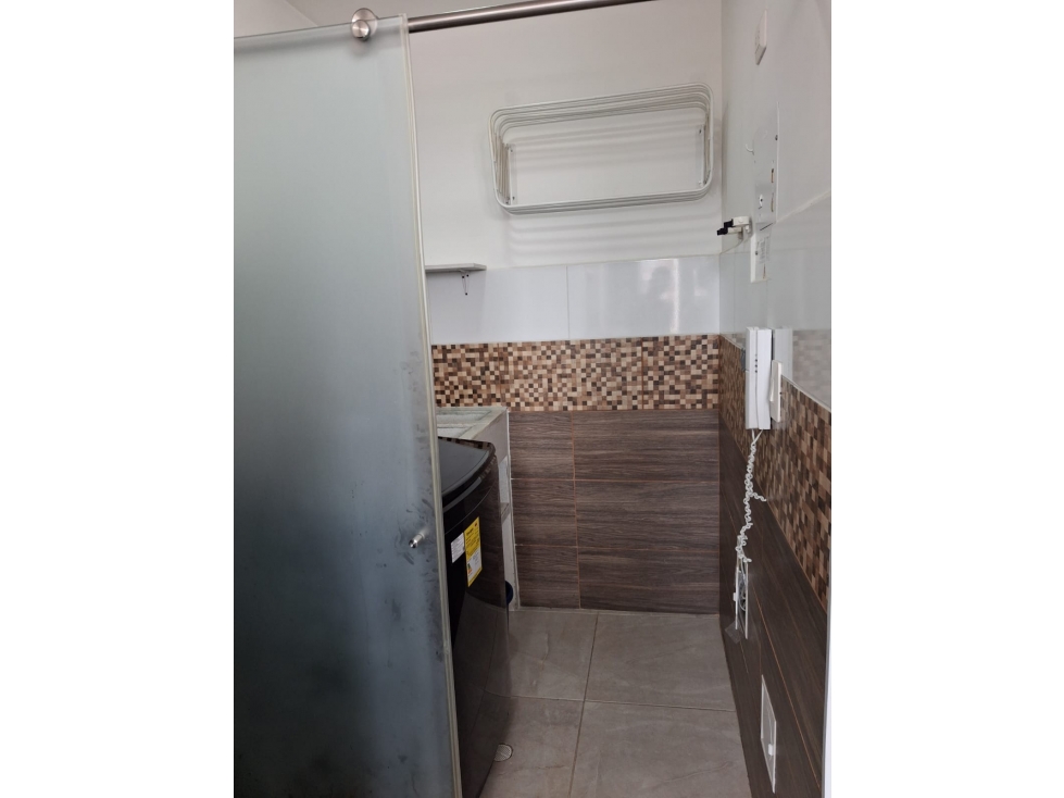 VENDO APARTAMENTO AL NORTE DE LA CIUDAD, SECTOR ORO NEGRO — foto 5