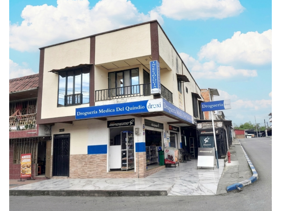 CASA COMERCIAL EN VENTA EN LA VIRGINIA 3 LOCALES Y UN APARTAMENTO