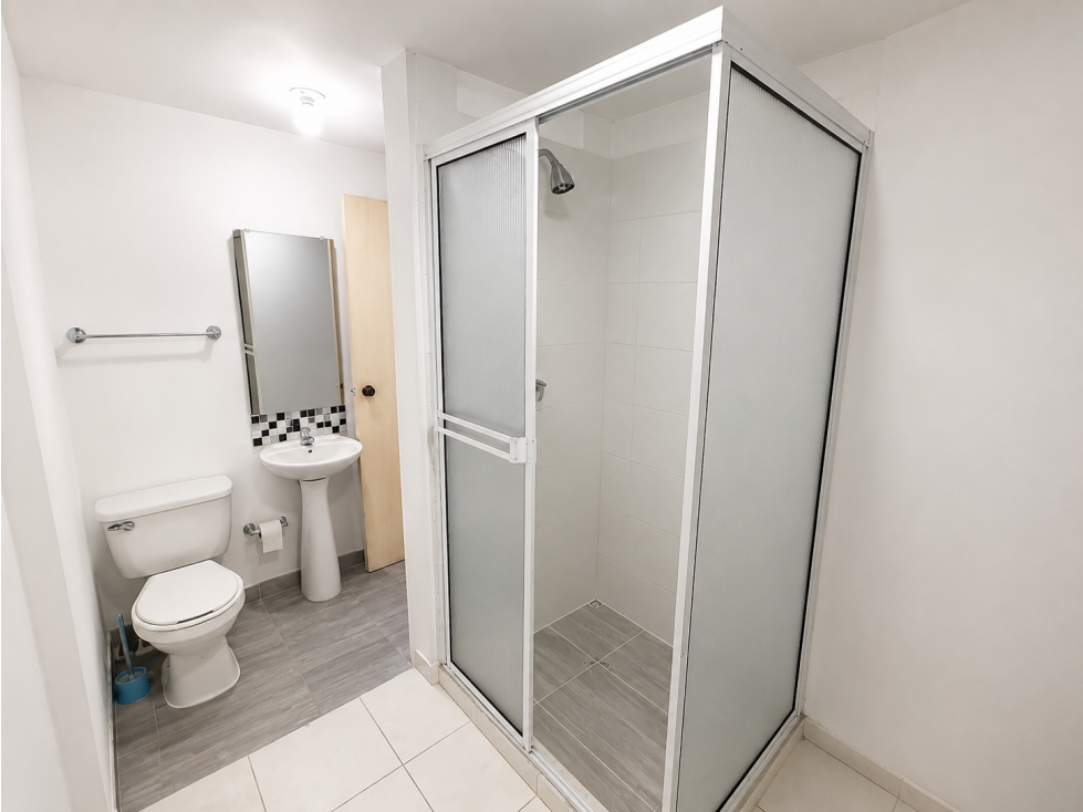 OFICINA - APARTAESTUDIO EN ARRIENDO POR LA CALLE REAL — foto 3