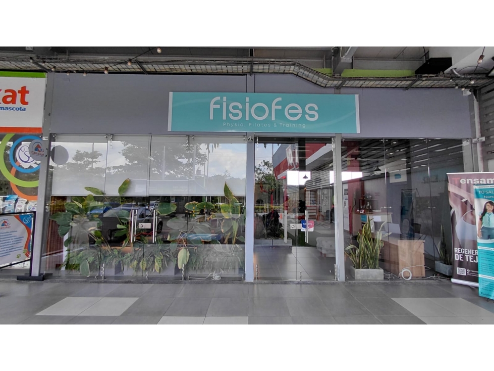 VENDO LOCALES COMERCIALES RENTANDO SENIORS MALL . ARMENIA — foto 3