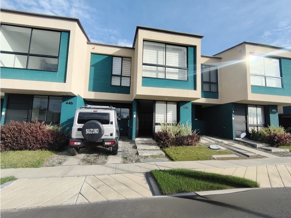 CASA EN VENTA 3 HABITACIONES TEBAIDA QUINDIO
