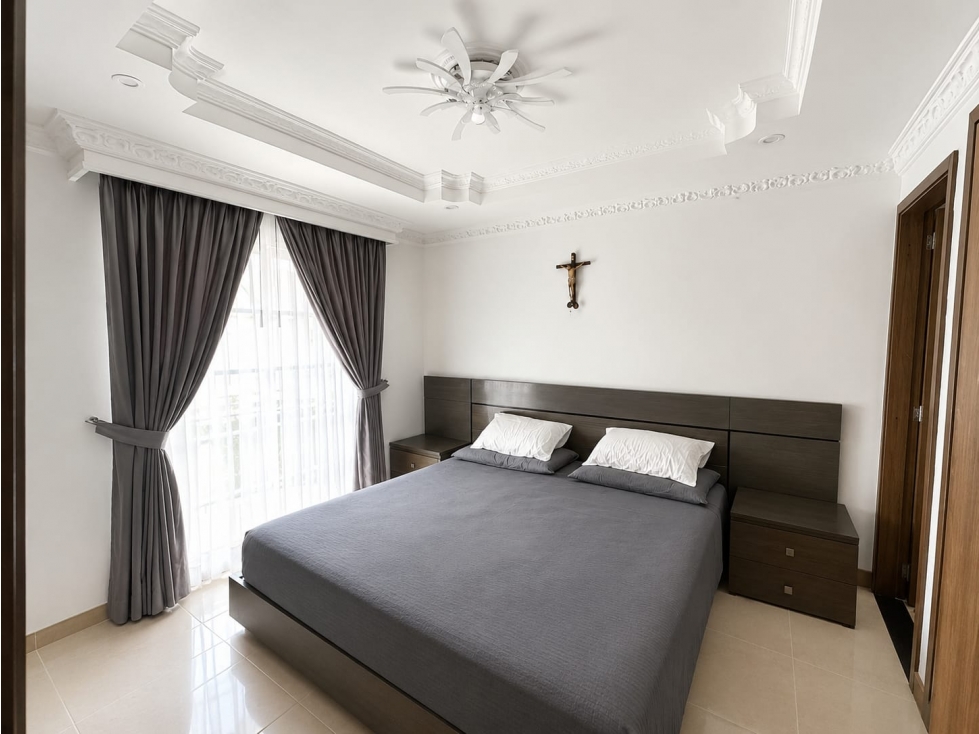 CASA EN CONJUNTO CERRADO EN VENTA, SECTOR AVENIDA CENTENARIO