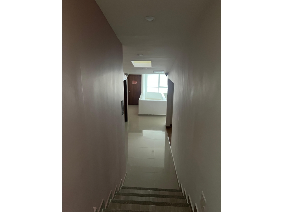 VENDO CASA COMERCIAL, SECTOR DOS QUEBRADAS, PEREIRA — foto 4