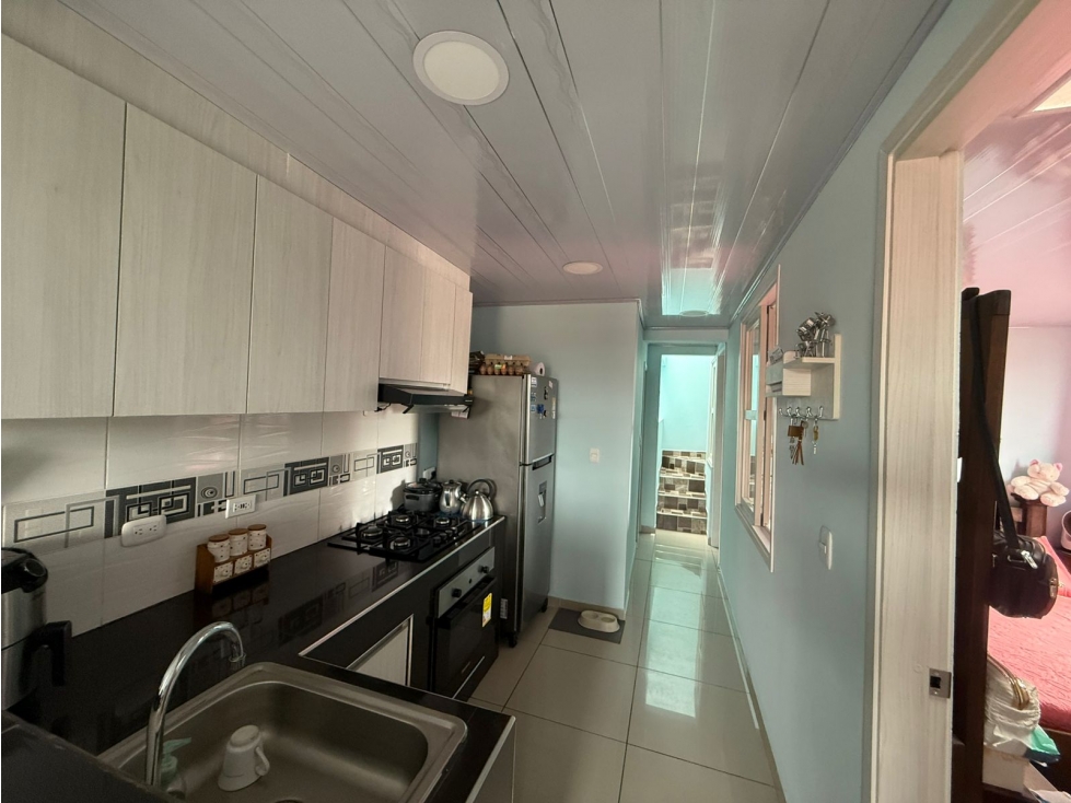 VENTA CASA BIFAMILIAR CIUDAD DORADA — foto 4
