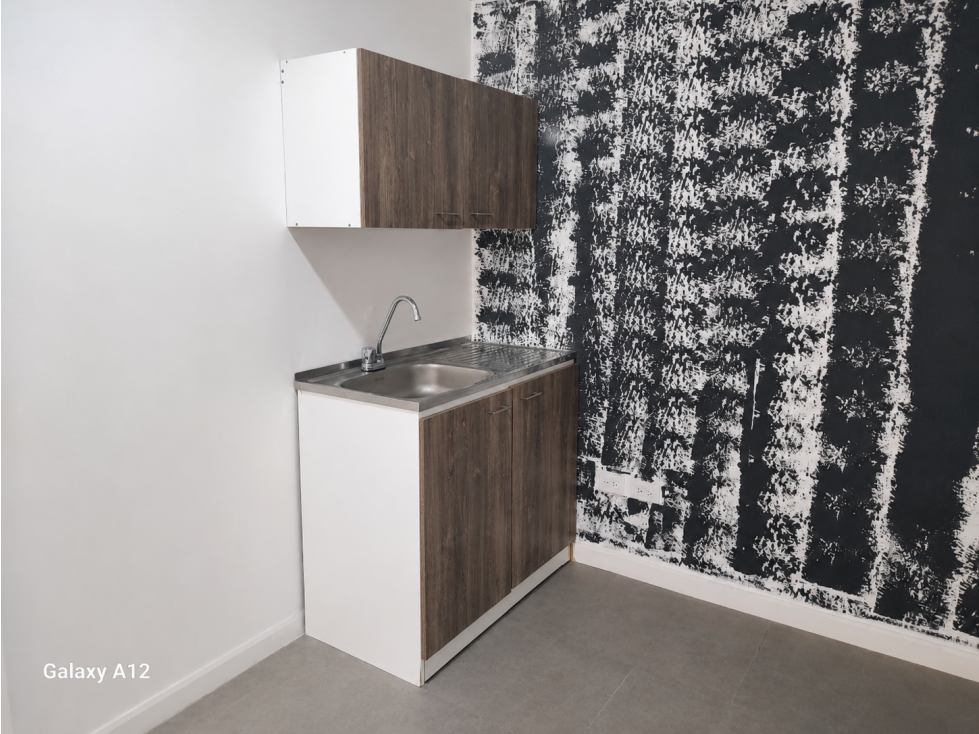 OFICINA - APARTAESTUDIO EN ARRIENDO POR LA CALLE REAL — foto 4
