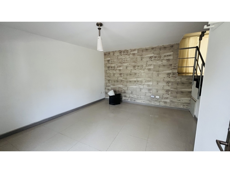 VENTA CASA EN CONJUNTO CERRADO, SECTOR CRQ — foto 2