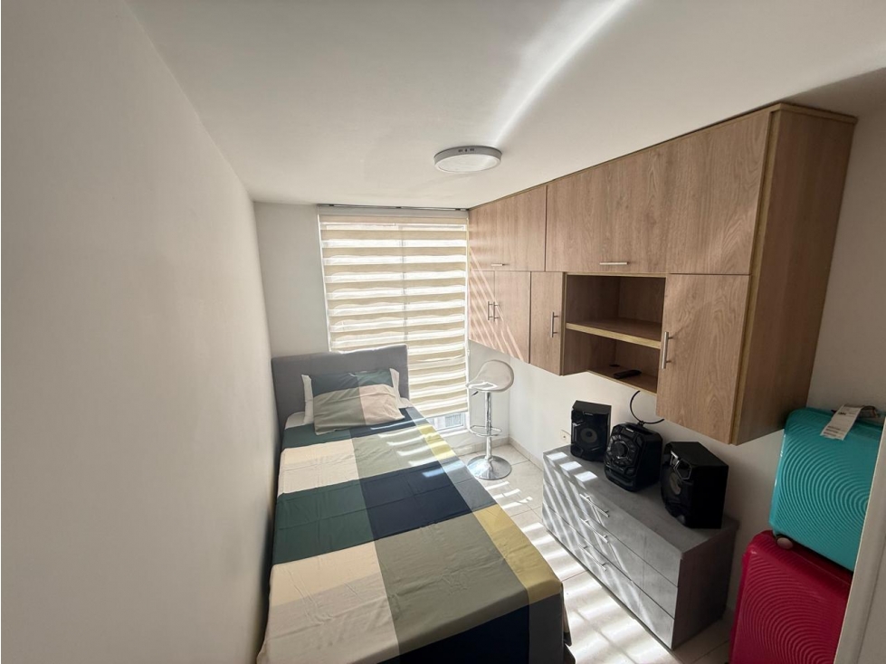 VENDO HERMOSO APARTAMENTO EN CIBELES — foto 5