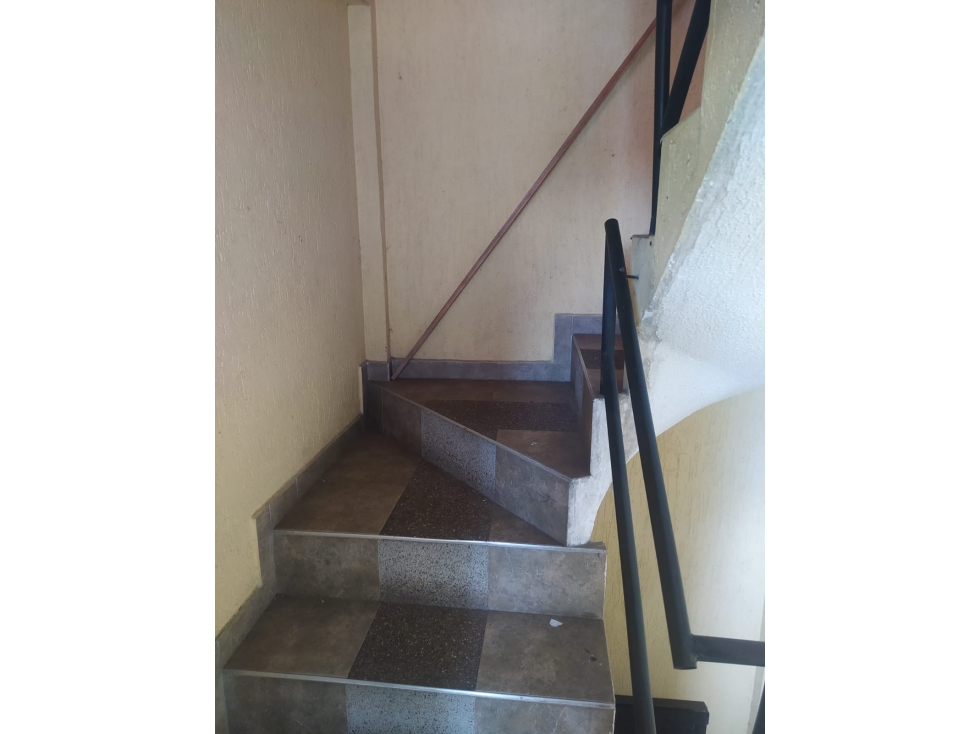 CASA ESQUINERA CON LOCAL EN VENTA SUR OCCIDENTE — foto 6