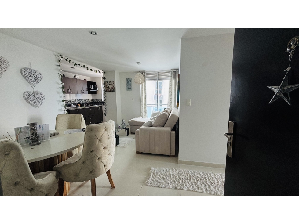 VENDO APARTAMENTO AV BOLIVAR, SECTOR ORO NEGRO — foto 3