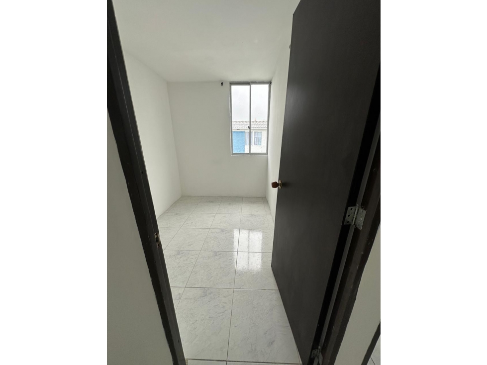 VENDO APARTAMENTO, SECTOR CHILACO. SUR DE LA CIUDAD — foto 5