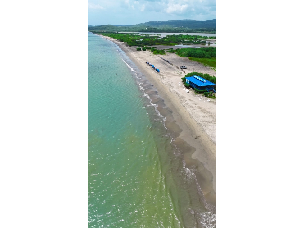 VENTA CASA HOTEL EN TUBARA ATLANTICO ENTRE BARRANQUILLA Y CARTAGENA - 2