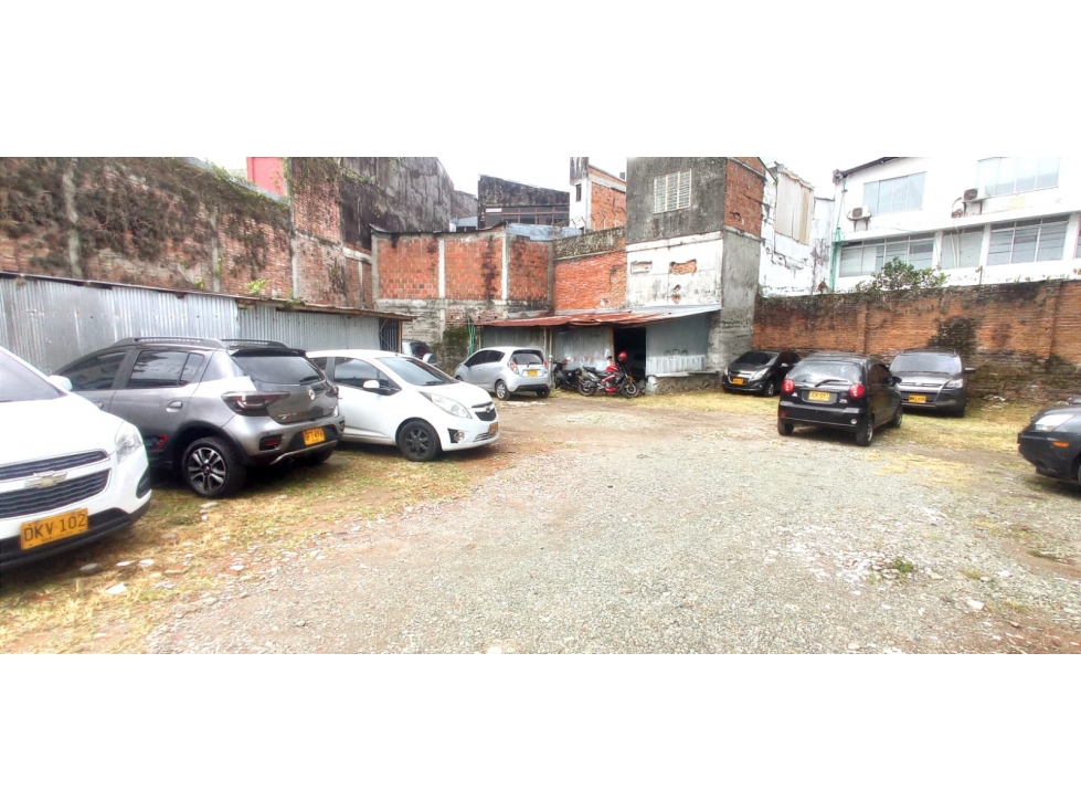 LOTE EN VENTA SECTOR DE LAS CLINICAS ARMENIA (FUNDADORES) — foto 2