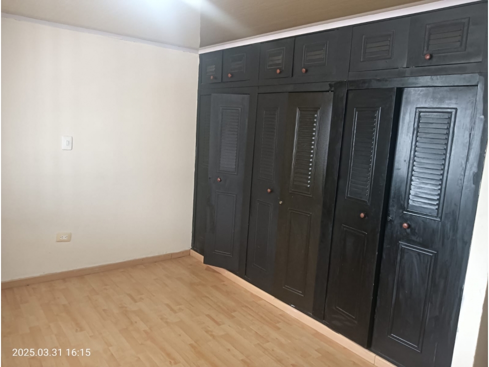 ARRIENDO CASA EN TERCER PISO SECTOR EXITO CRISTAL — foto 4