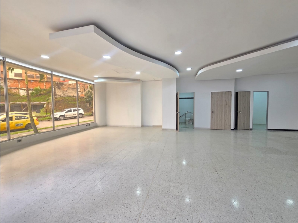 ARRIENDO LOCAL COMERCIAL SECTOR FUNDADORES ARMENIA