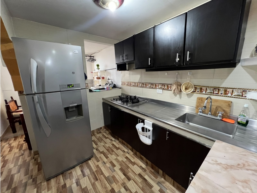 ARRIENDO APARTAMENTO DE 2 HABITACIONES AMOBLADO EN EL GRANADA — foto 3
