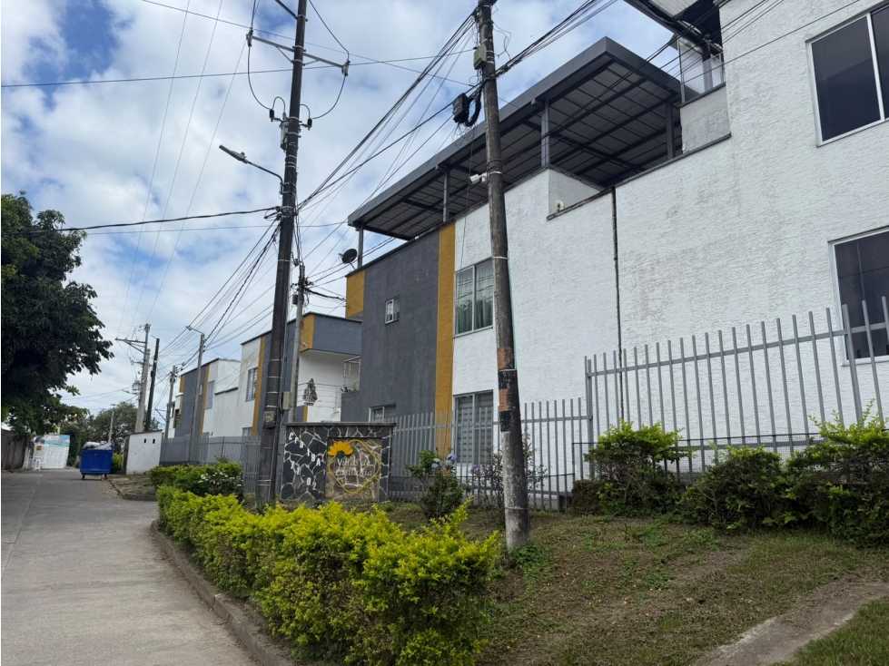 VENTA LOTE EN CONJUNTO CERRADO CON LICENCIA DE CONSTRUCCION — foto 5