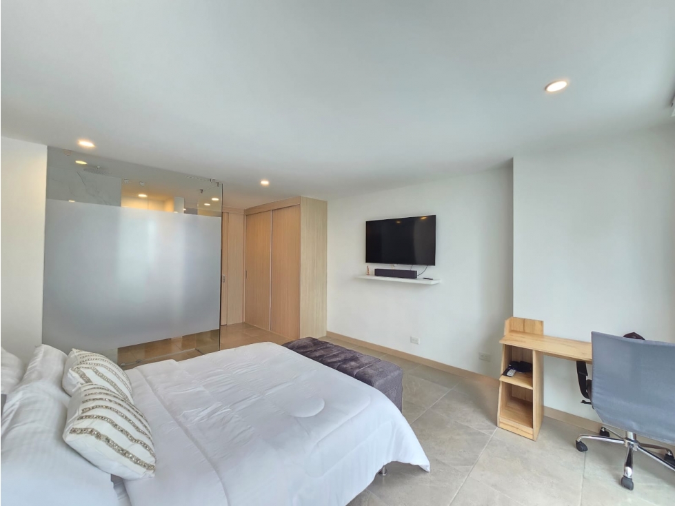 ARRIENDO APARTAMENTO AMOBLADO AVENIDA CENTENARIO