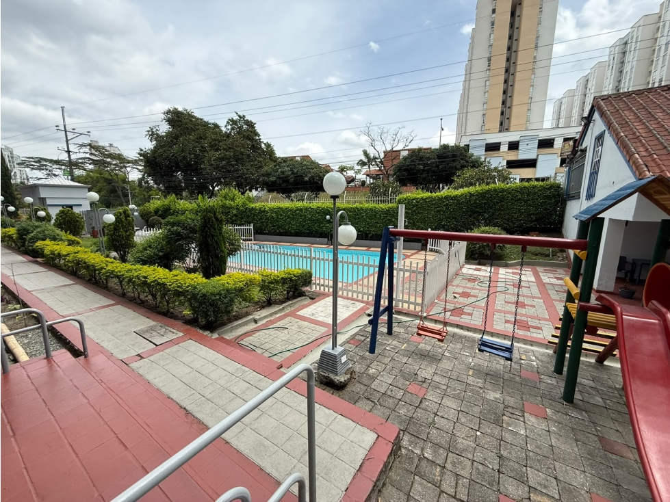 VENTA APARTAMENTO PRIMER PISO AVENIDA 19 NORTE