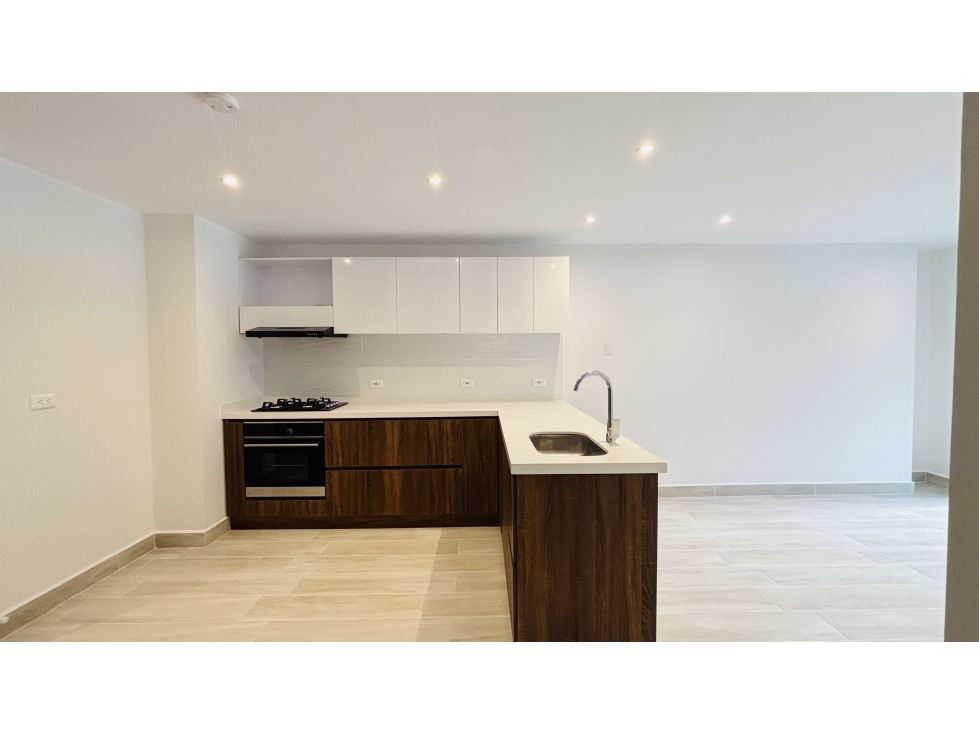 VENDO APARTAMENTO AL NORTE DE LA CIUDAD, SECTOR LA CASTELLANA — foto 4